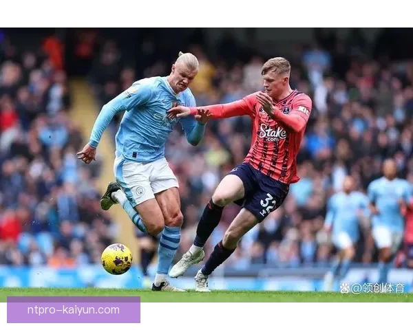 曼城边后卫对 Rodri 表现保持支持，球队状态持续提升值得关注